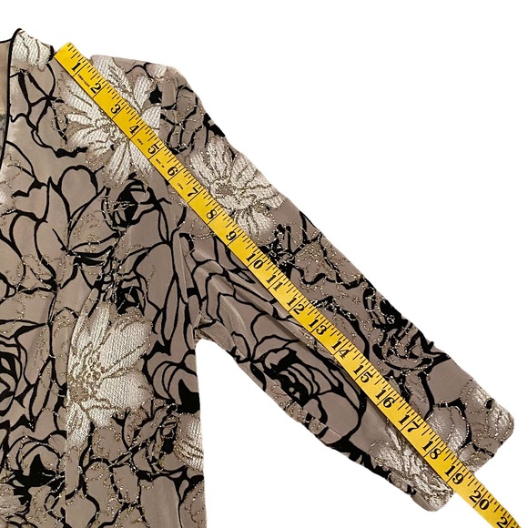 ๐ ALEX EVENINGS  | GLITTERY FLORAL FORMAL TOP - Picture 14 of 17